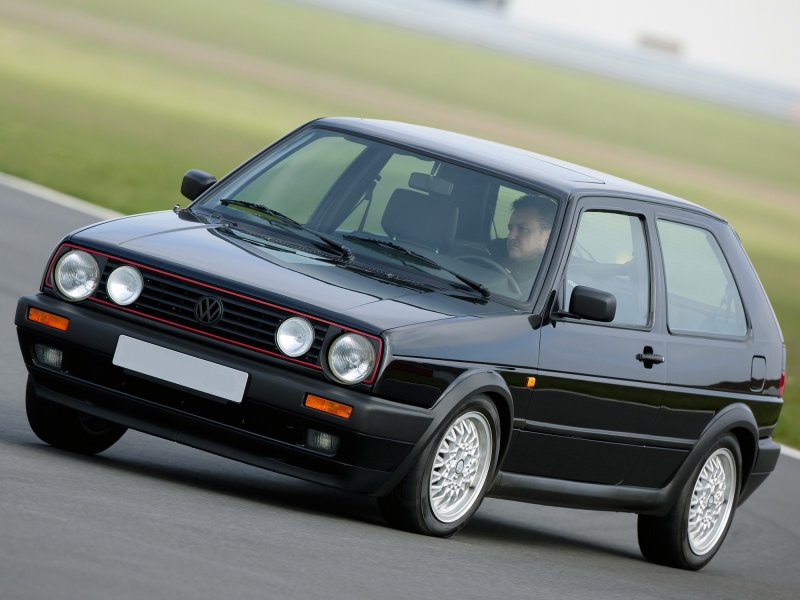 Volkswagen Golf GTI 2 поколения