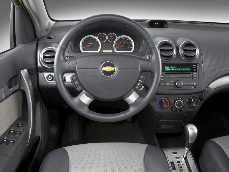 Chevrolet Aveo 2013 салон