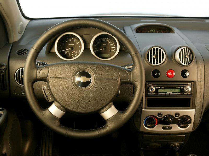 Chevrolet Aveo 2008 салон