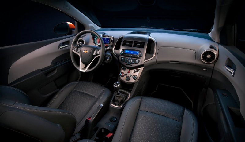 Chevrolet Aveo 2013 салон