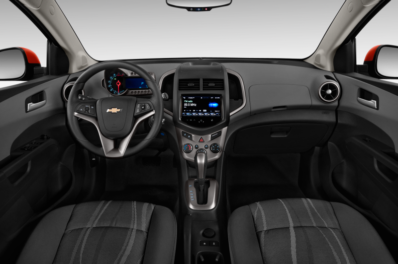 Chevrolet Aveo хэтчбек 2007 багажник