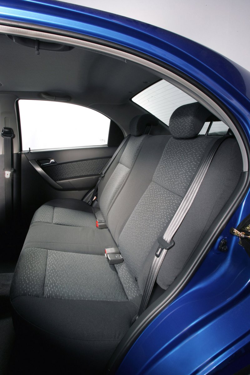 Chevrolet Aveo 2012 салон