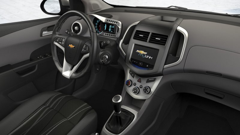 Chevrolet Aveo 2013 салон