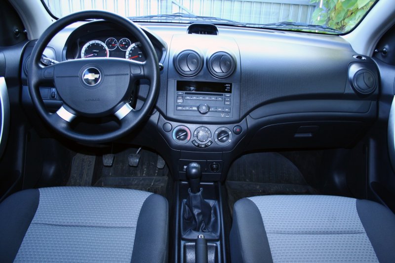 Chevrolet Aveo 2012 салон