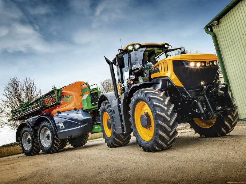 JCB Fastrac 8330