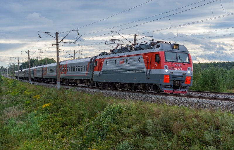 Поезд 468м