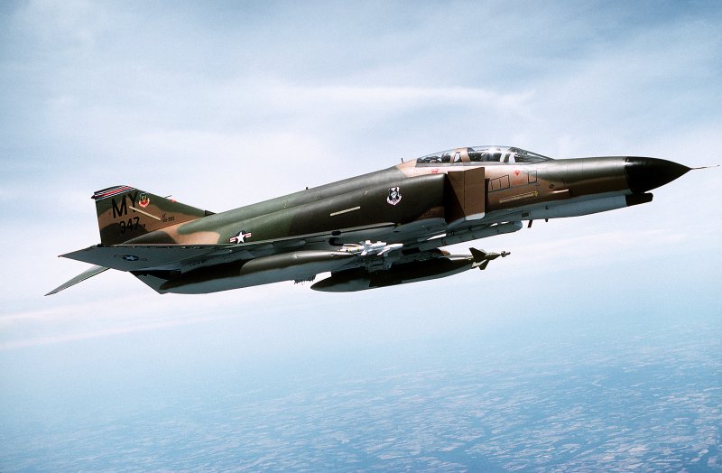 F-16 истребитель длина разбега