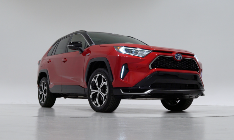 Новый Toyota rav4 2022