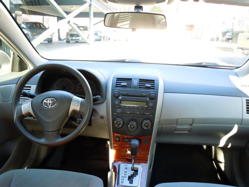 Toyota Corolla 2009 салон