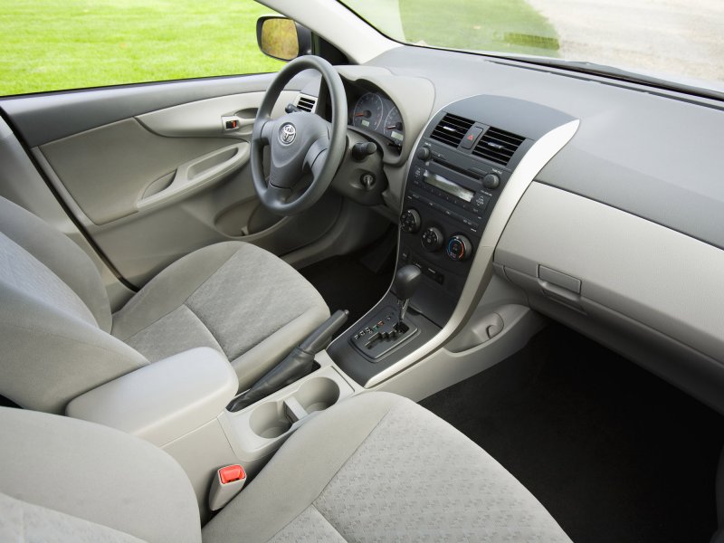 Toyota Corolla 2008 салон
