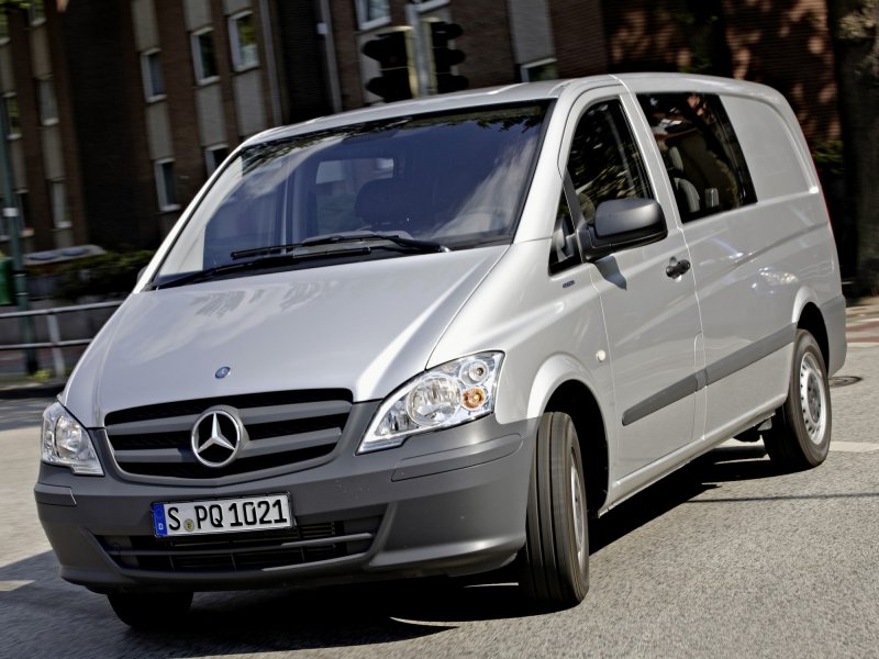 Mercedes-Benz Vito 122