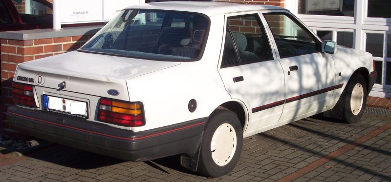 Автомобиль Ford Orion