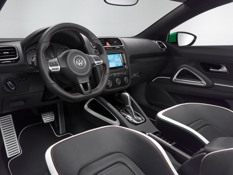 VW Scirocco салон
