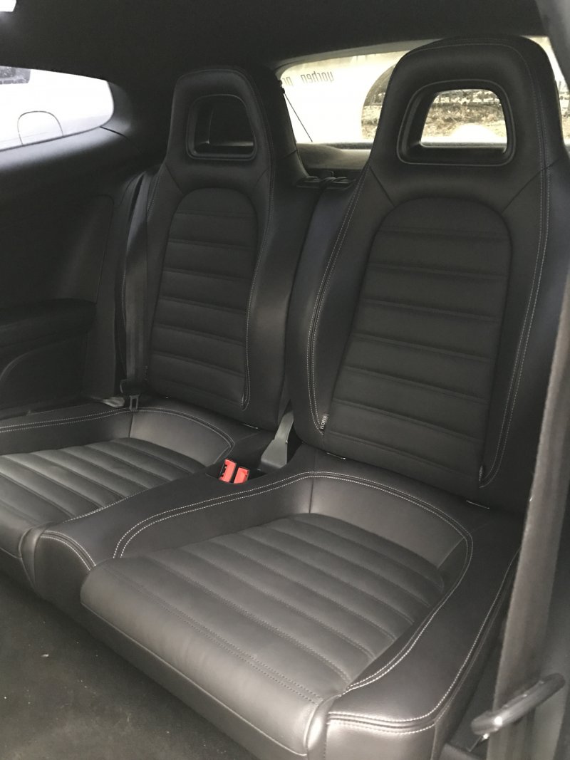 VW Scirocco салон