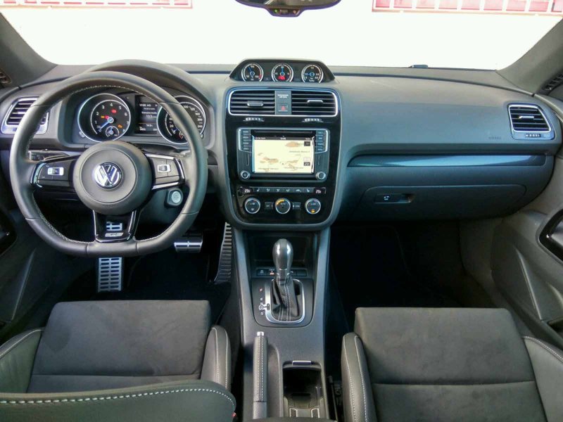 Volkswagen Scirocco 2019 салон