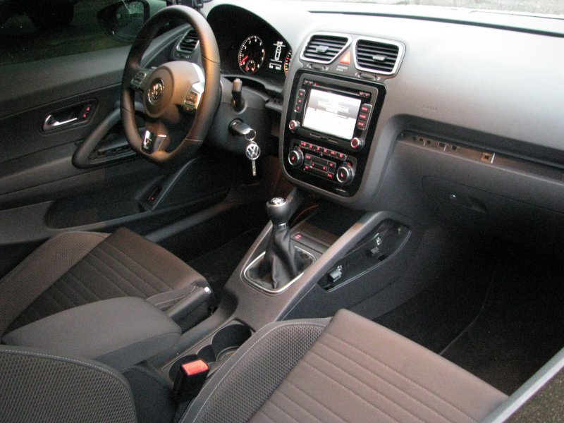 Volkswagen Scirocco 2010 салон