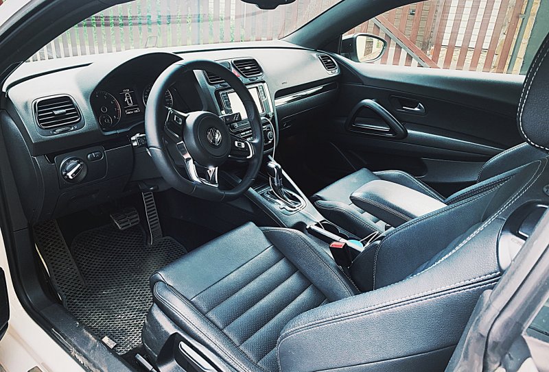 Volkswagen Scirocco r line салон