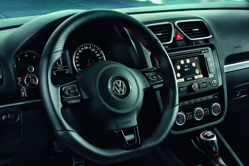 VW Scirocco 2012 салон
