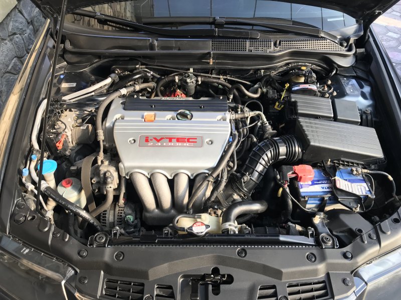 Honda CR-V 3 подкапотное пространство