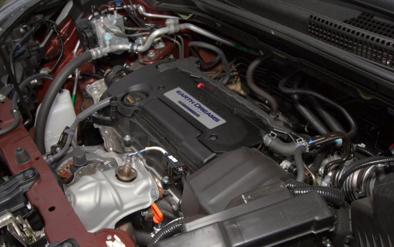CRV 4 уплотнитель капота