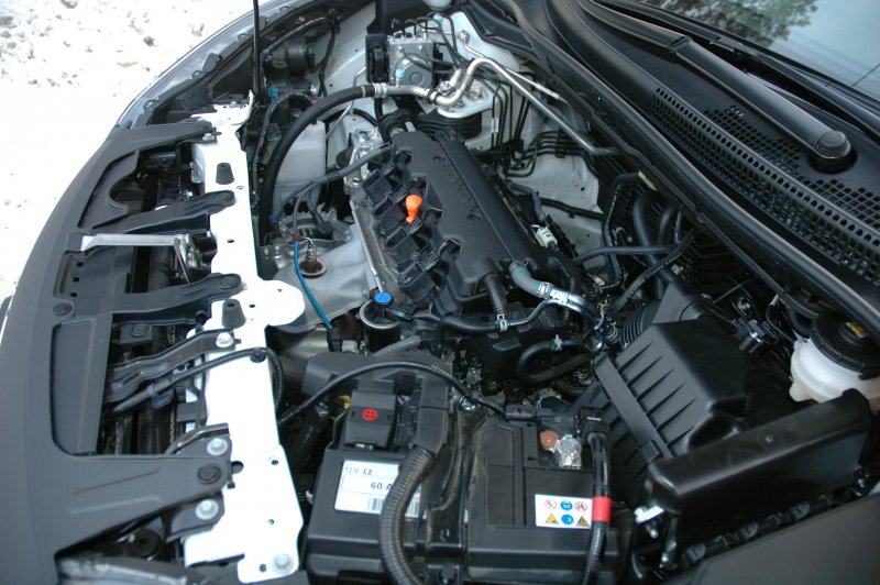Honda CR-V 2008 под капотом