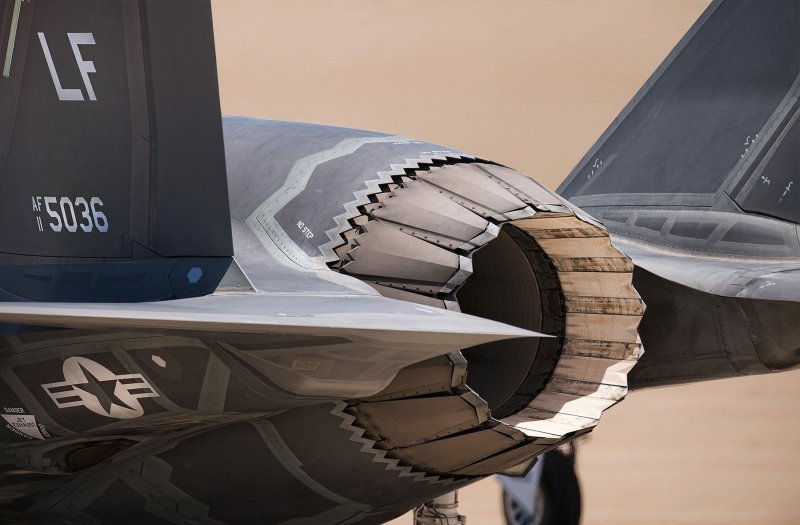 Новый российский истребитель Макс 2021