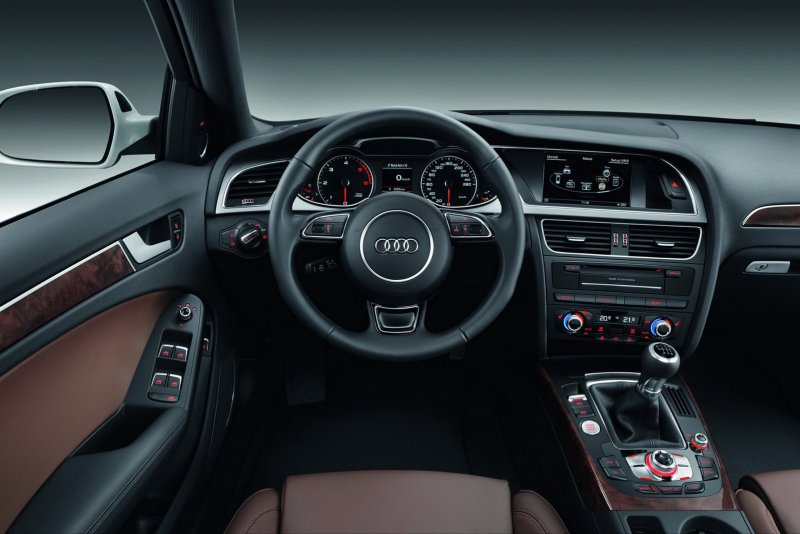 Audi a4 avant 2011 Interior