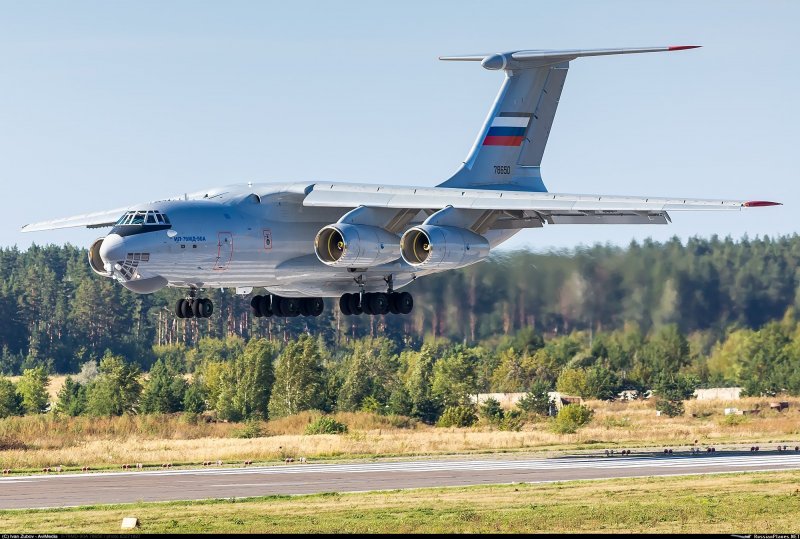 Ил-76 МД-90а 78650