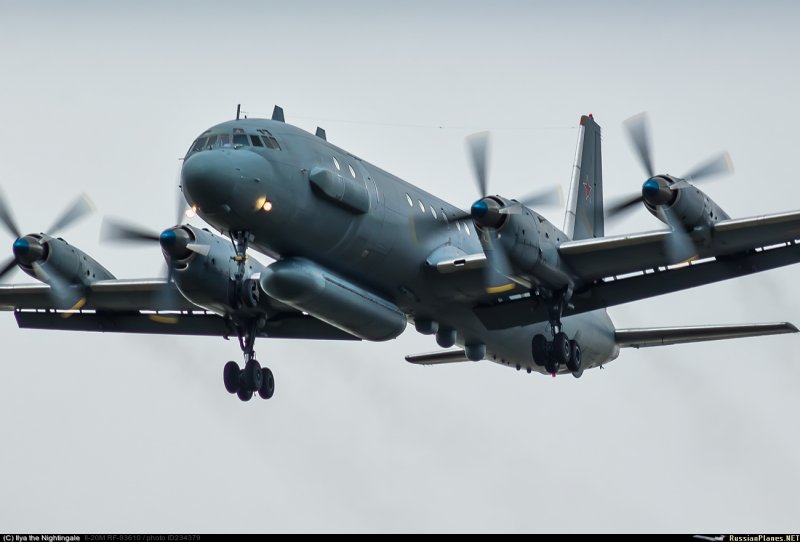 Самолет-разведчик ил-20