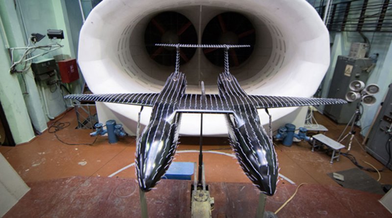 Самолет Stratolaunch model 351