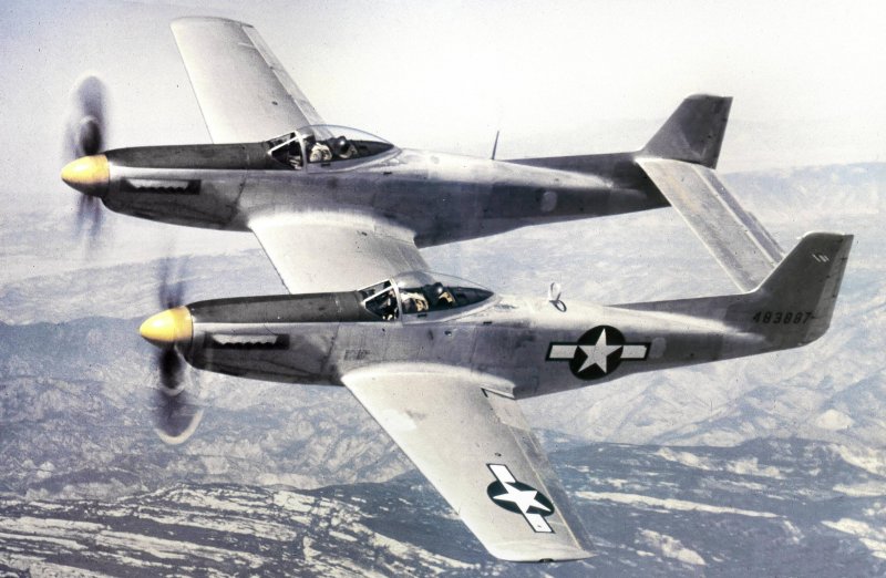 North American f-82 Twin Mustang