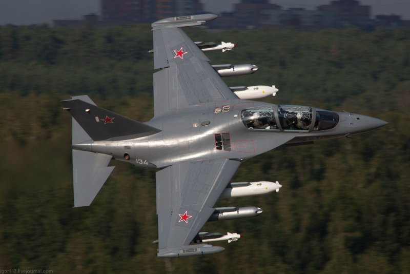 ПТБ на як-130