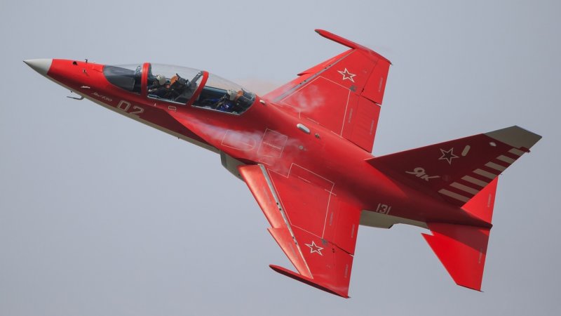 Як-130 самолёт
