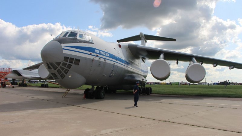 Самолет ил 76 МД