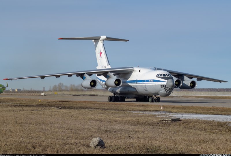 Военно-транспортный самолёт ил-76мд