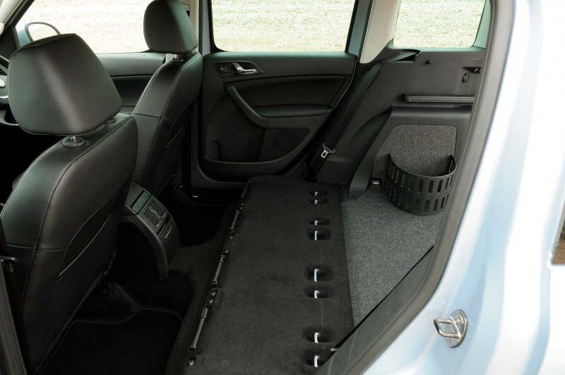 Skoda Yeti 2009 салон