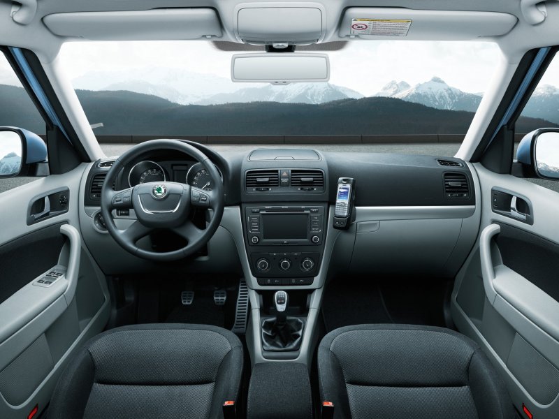 Skoda Yeti 2012 салон