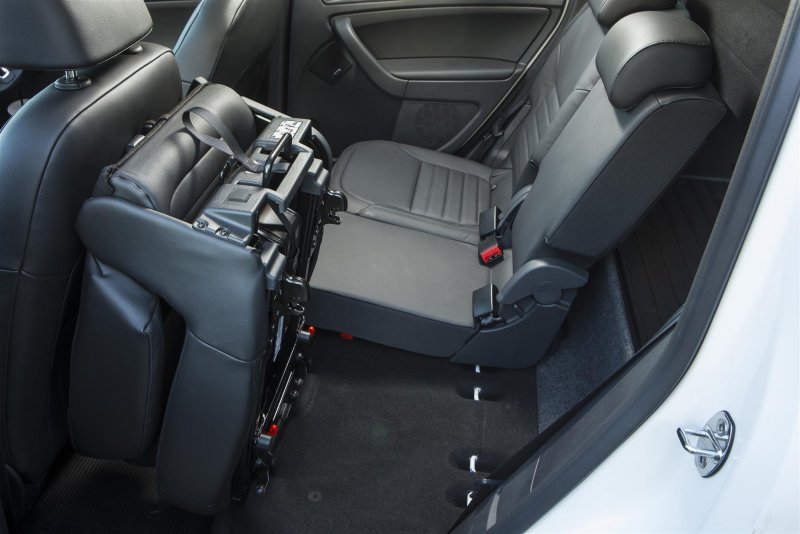 Skoda Yeti салон сзади