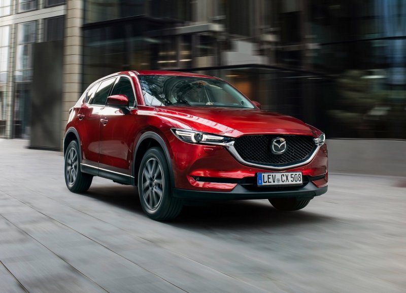 Mazda CX-5 новая красная