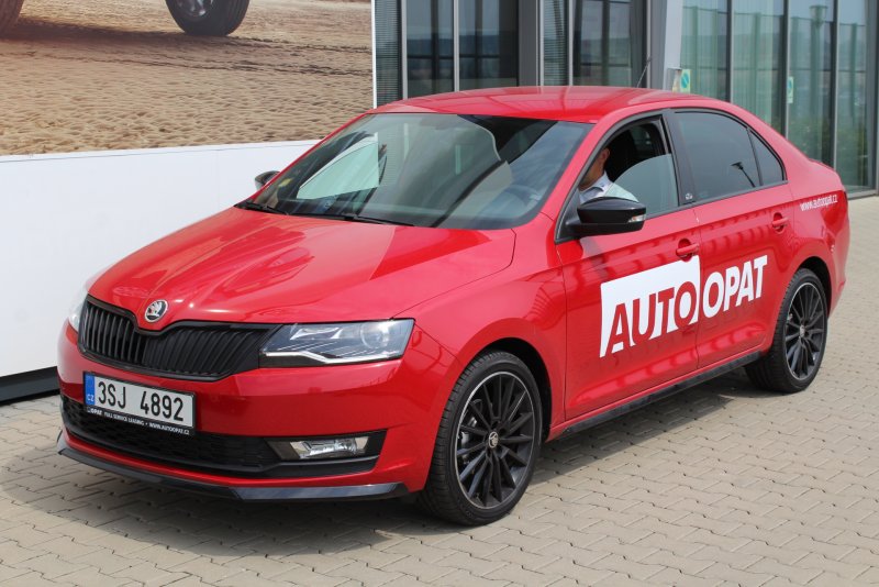 Škoda Rapid Monte Carlo красная
