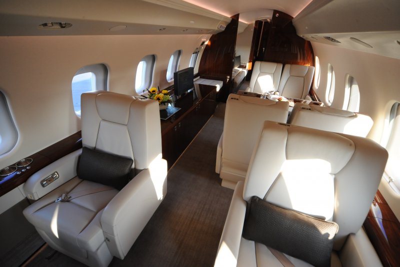 Challenger CL 650