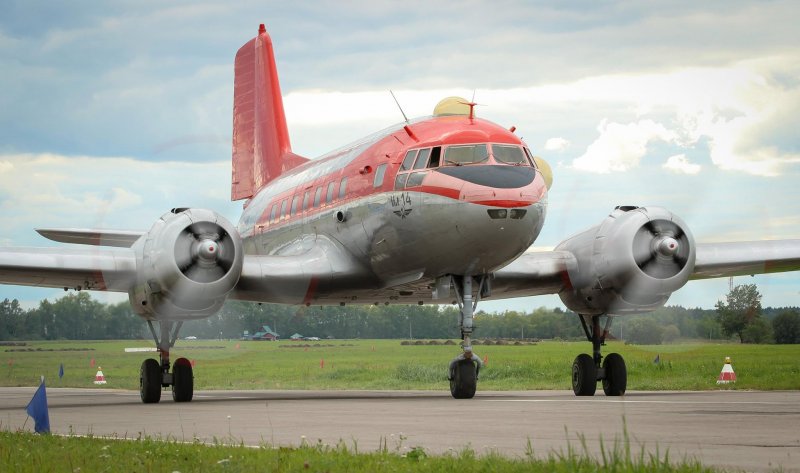 Самолёт ил-76 Оренбург