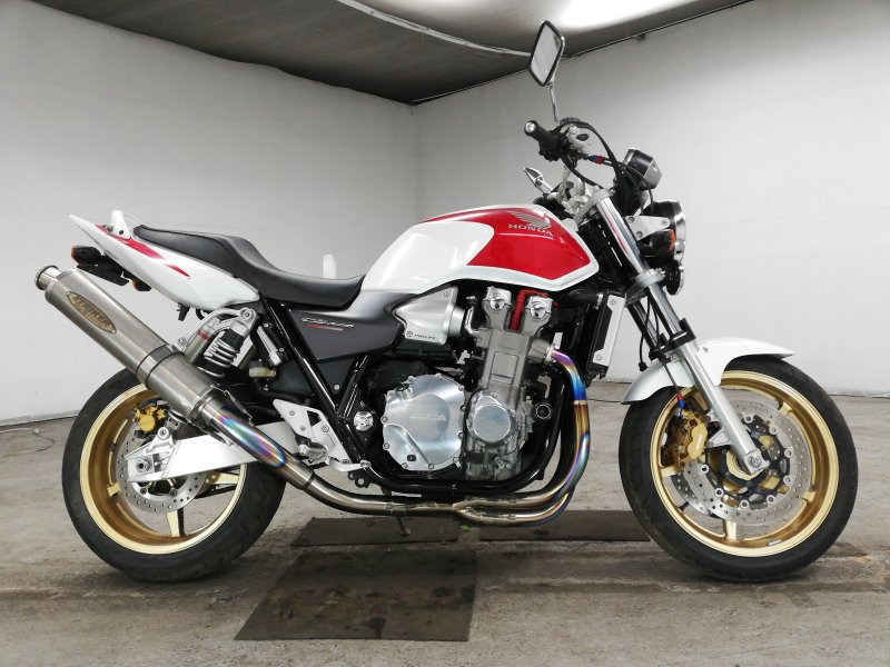 Honda CB 1300 super four