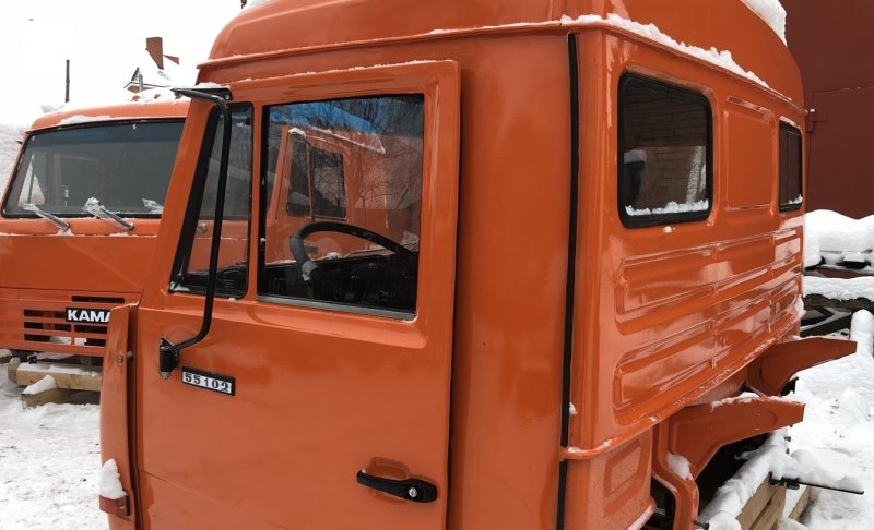 Кабина КАМАЗ 5320 со спальником