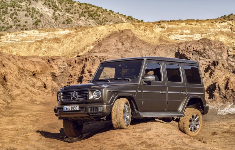 Mercedes-Benz g-class w464