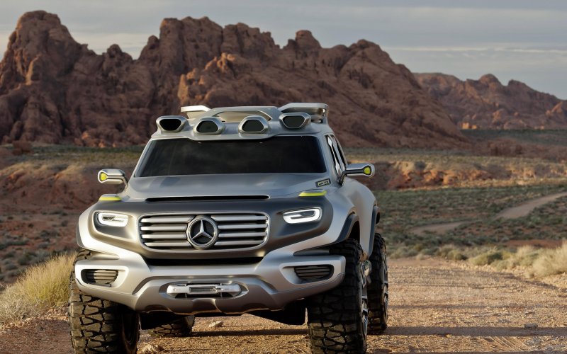 Mercedes Jeep