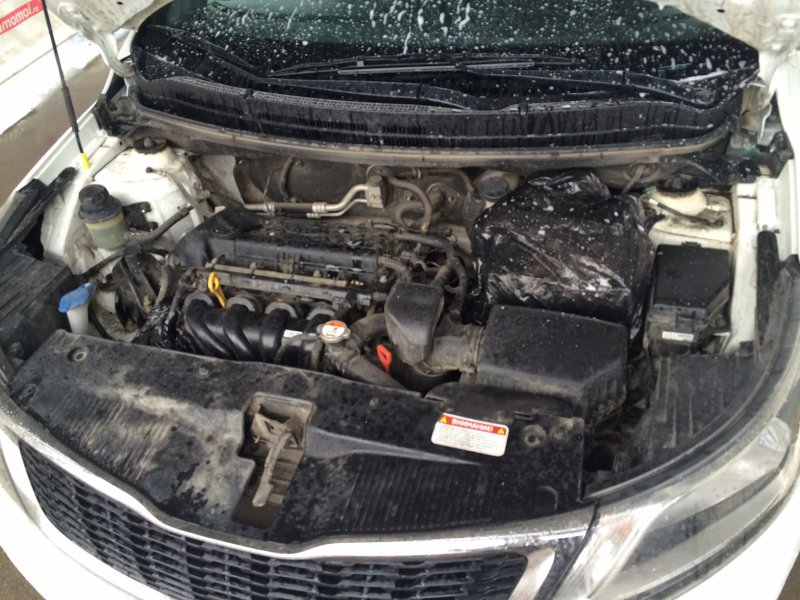 Kia Rio 3 подкапотное