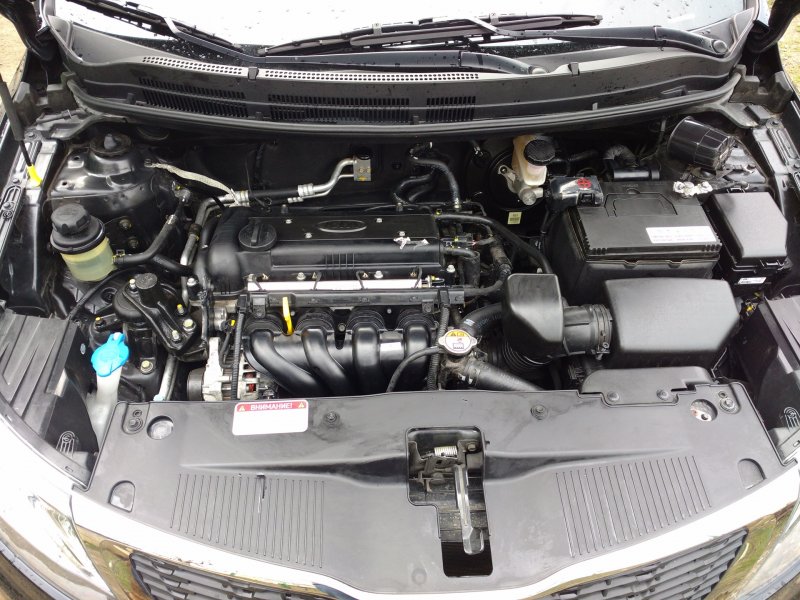 Kia Rio 3 под капотом