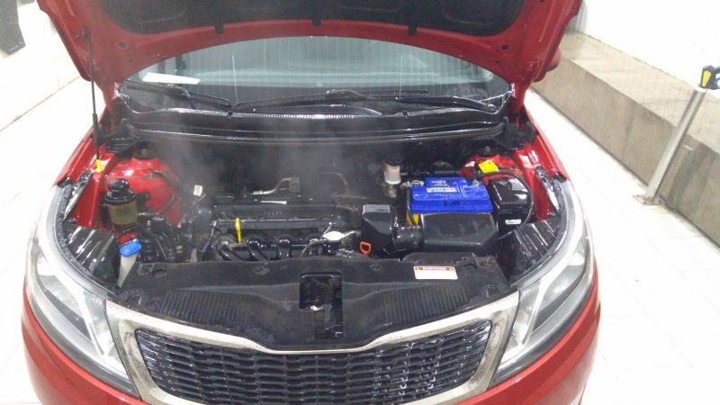 Kia Rio 3 подкапотка