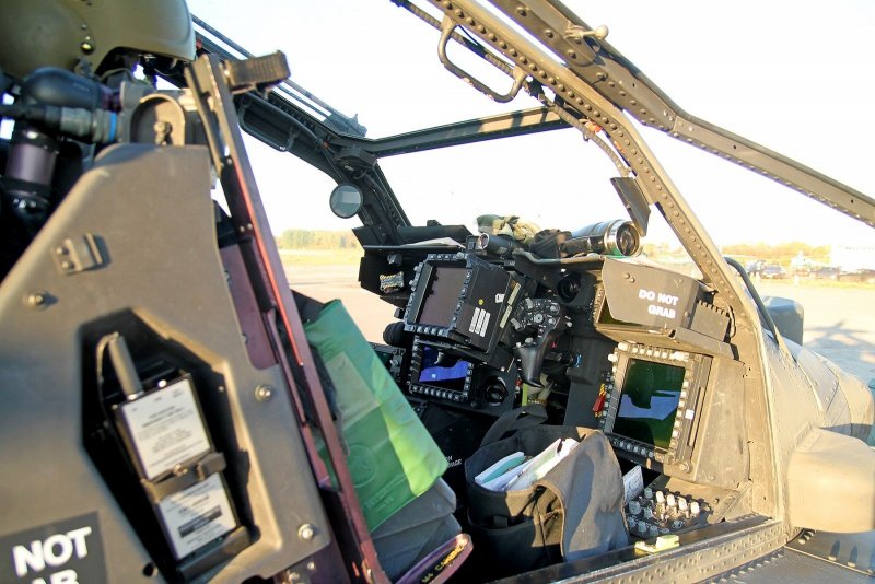 Кабина Bell ah1
